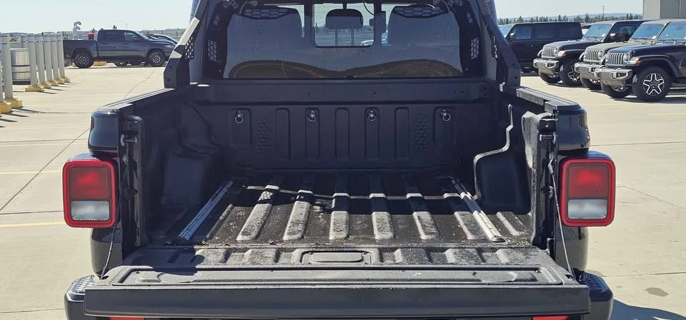 2020 Jeep JT Gladiator - Image 9 of 18