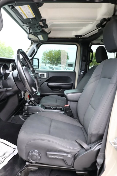 2020 Jeep JT Gladiator - Image 12 of 20