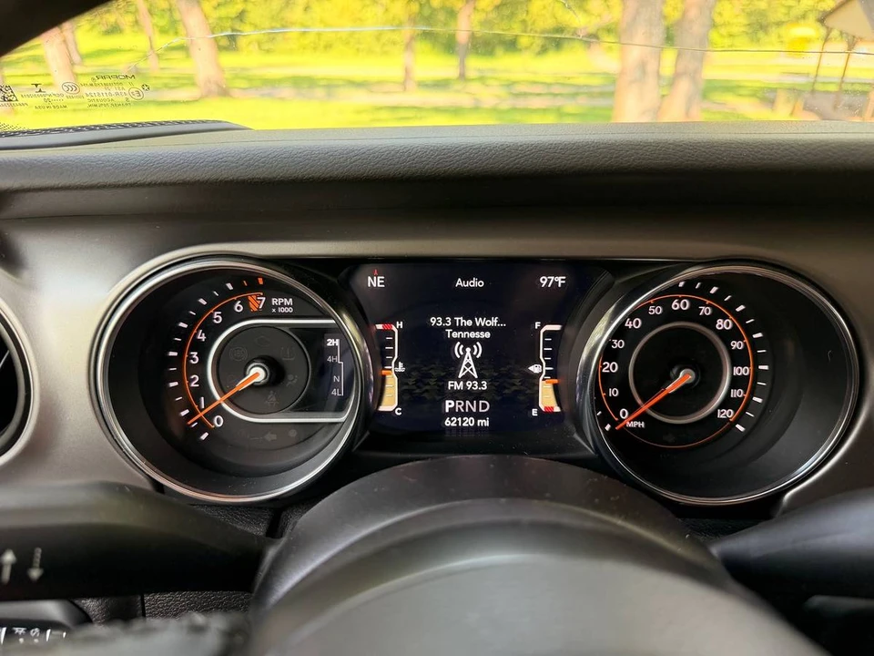 2020 Jeep JT Gladiator - Image 13 of 14