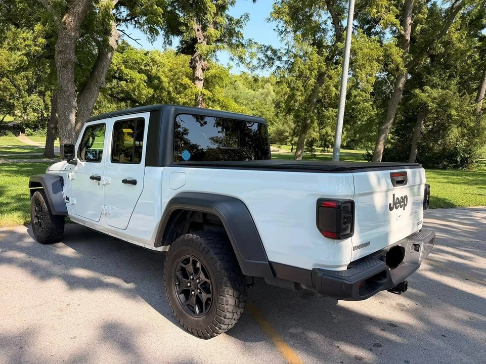 2020 Jeep JT Gladiator - Image 2 of 14