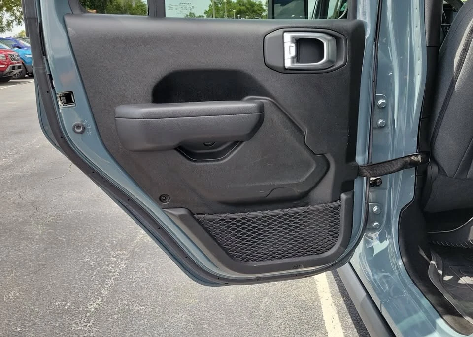2020 Jeep JT Gladiator - Image 8 of 12
