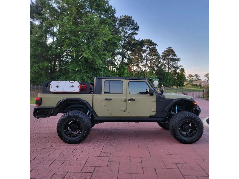 2020 Jeep JT Gladiator - Image 2 of 31
