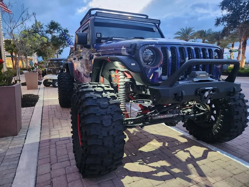 2020 Jeep JT Gladiator - Image 8 of 17