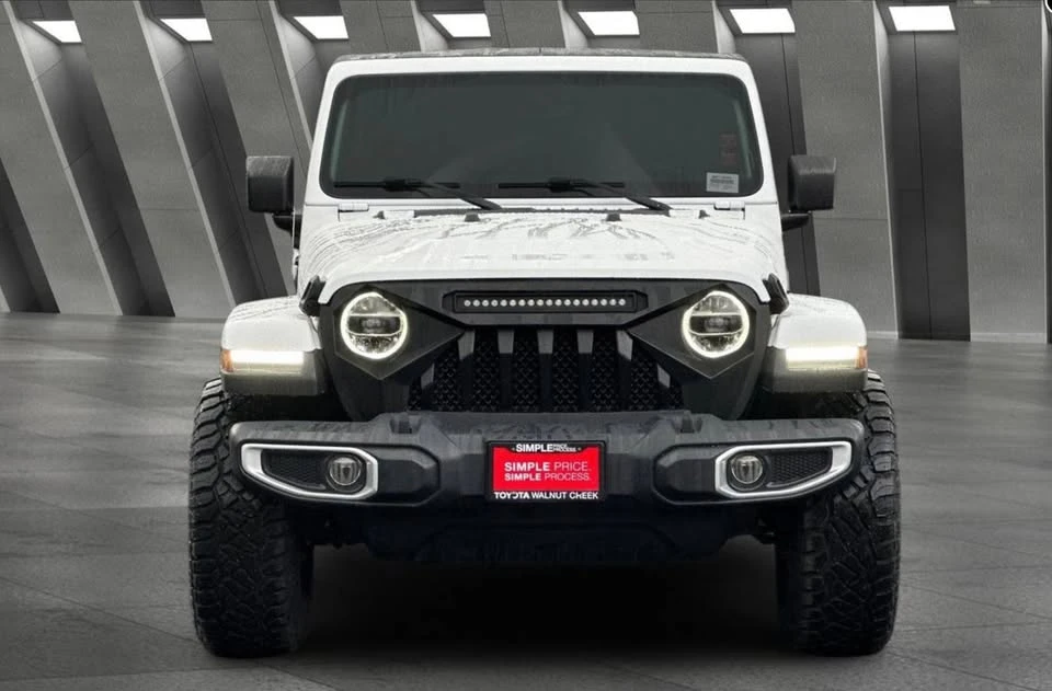 2020 Jeep JT Gladiator - Image 2 of 10