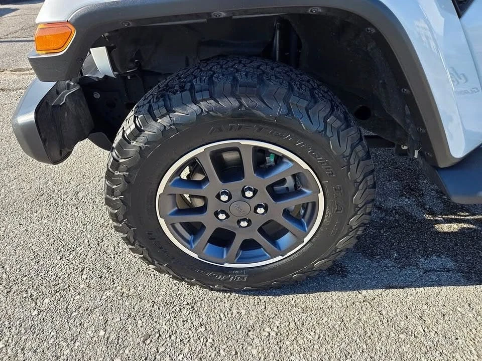 2020 Jeep JT Gladiator - Image 11 of 20