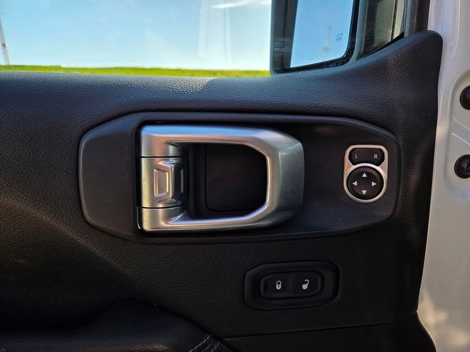 2020 Jeep JT Gladiator - Image 14 of 20