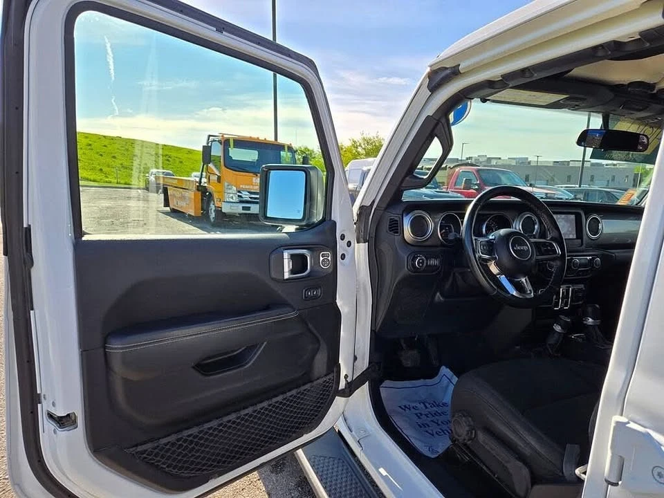 2020 Jeep JT Gladiator - Image 13 of 20