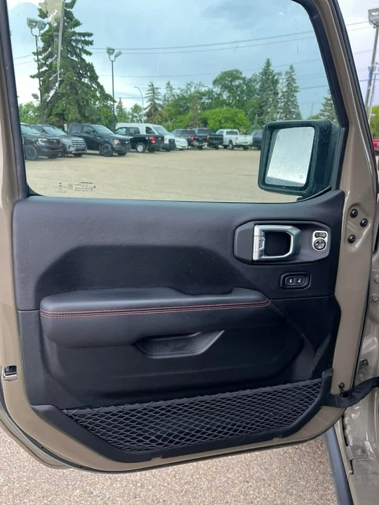 2020 Jeep JT Gladiator - Image 9 of 19