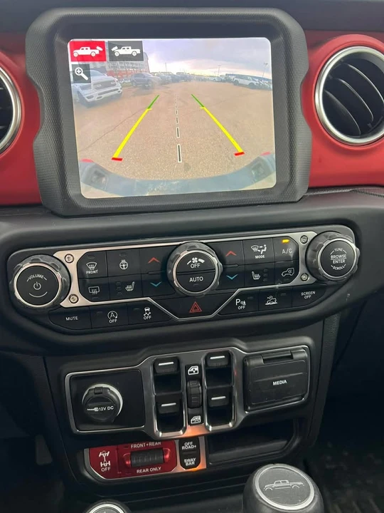 2020 Jeep JT Gladiator - Image 15 of 19
