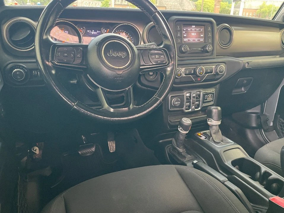 2020 Jeep JT Gladiator - Image 2 of 20