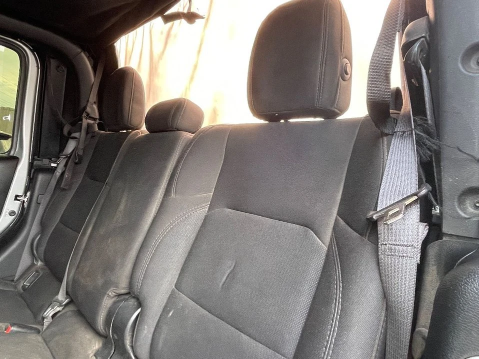 2020 Jeep JT Gladiator - Image 14 of 20