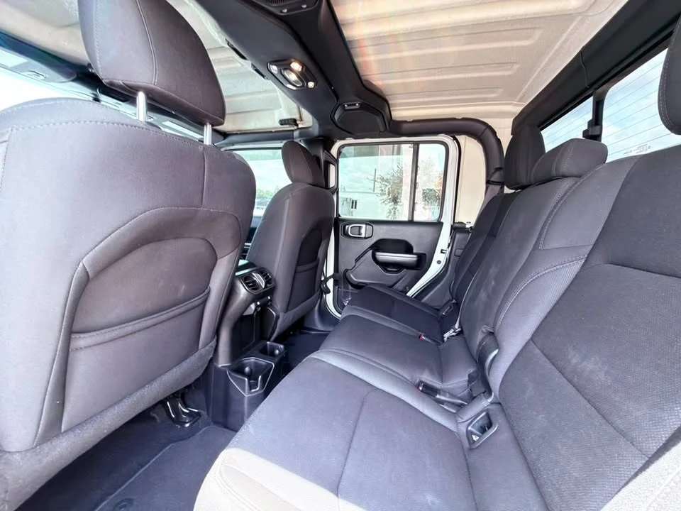 2020 Jeep JT Gladiator - Image 15 of 17