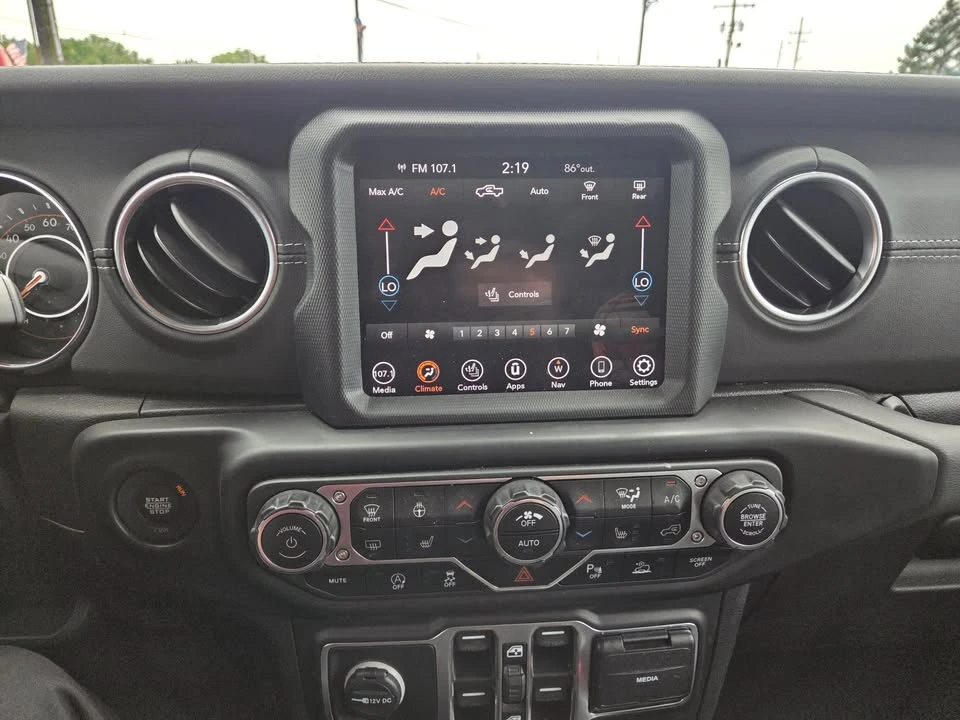 2020 Jeep JT Gladiator - Image 13 of 20
