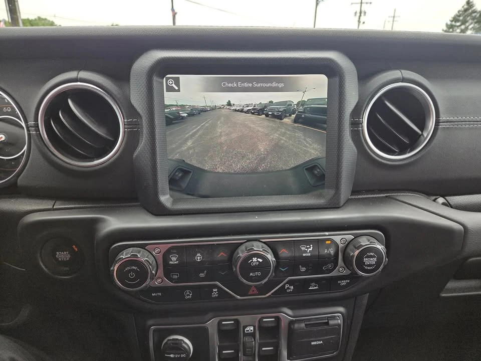 2020 Jeep JT Gladiator - Image 15 of 20