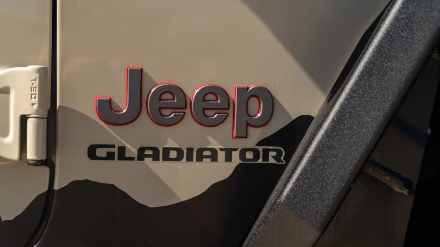 2020 Jeep JT Gladiator - Image 11 of 24