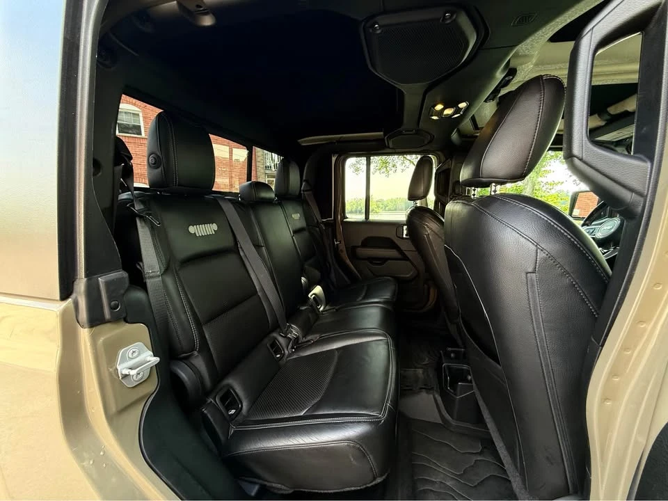 2020 Jeep JT Gladiator - Image 14 of 20