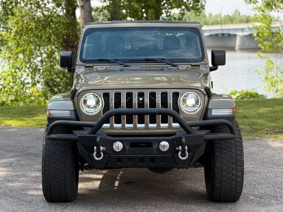 2020 Jeep JT Gladiator - Image 2 of 20