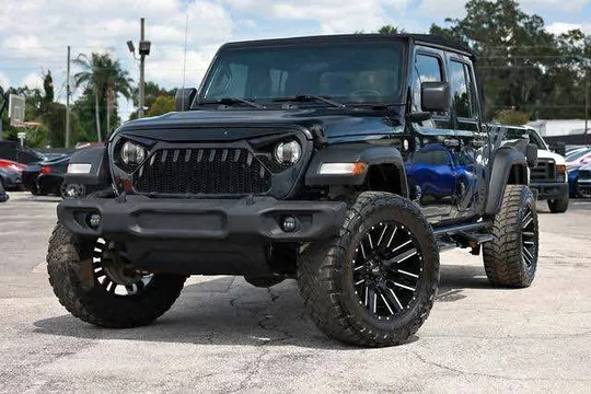 2020 Jeep Gladiator Altitude 4x4 Truck