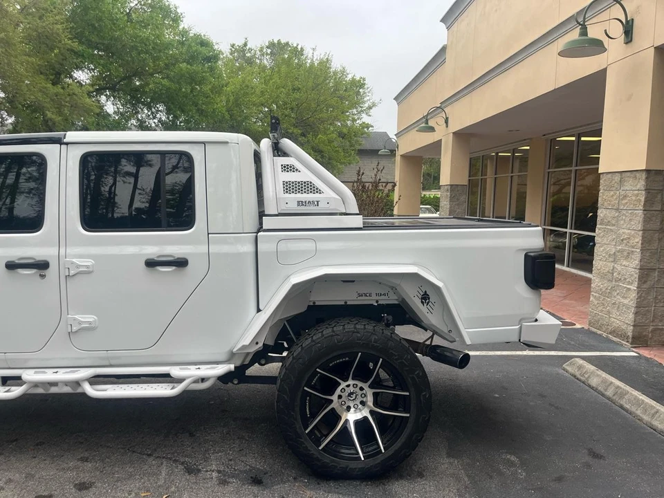 2020 Jeep JT Gladiator - Image 19 of 21