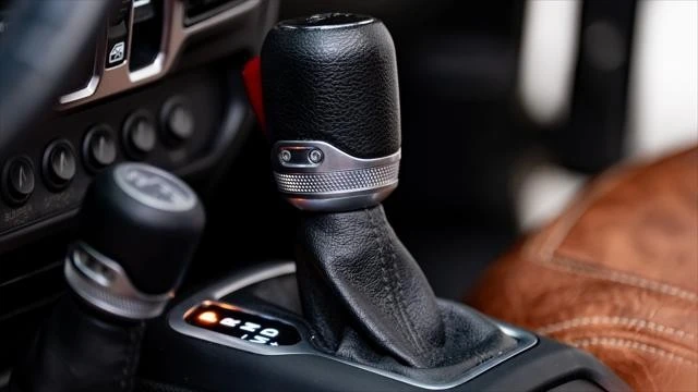 2020 Jeep JT Gladiator - Image 21 of 31