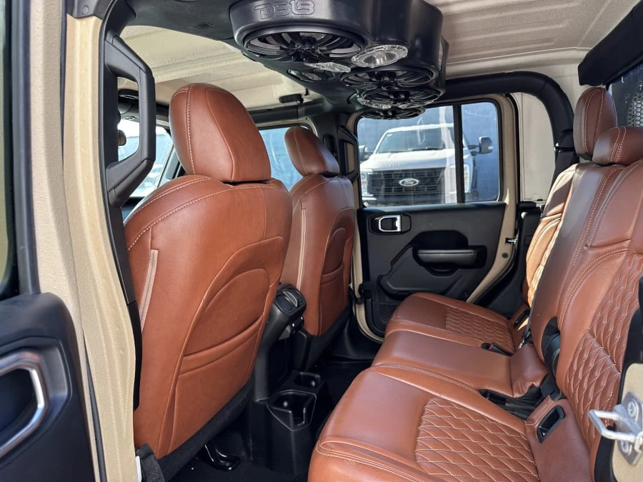2020 Jeep JT Gladiator - Image 15 of 20
