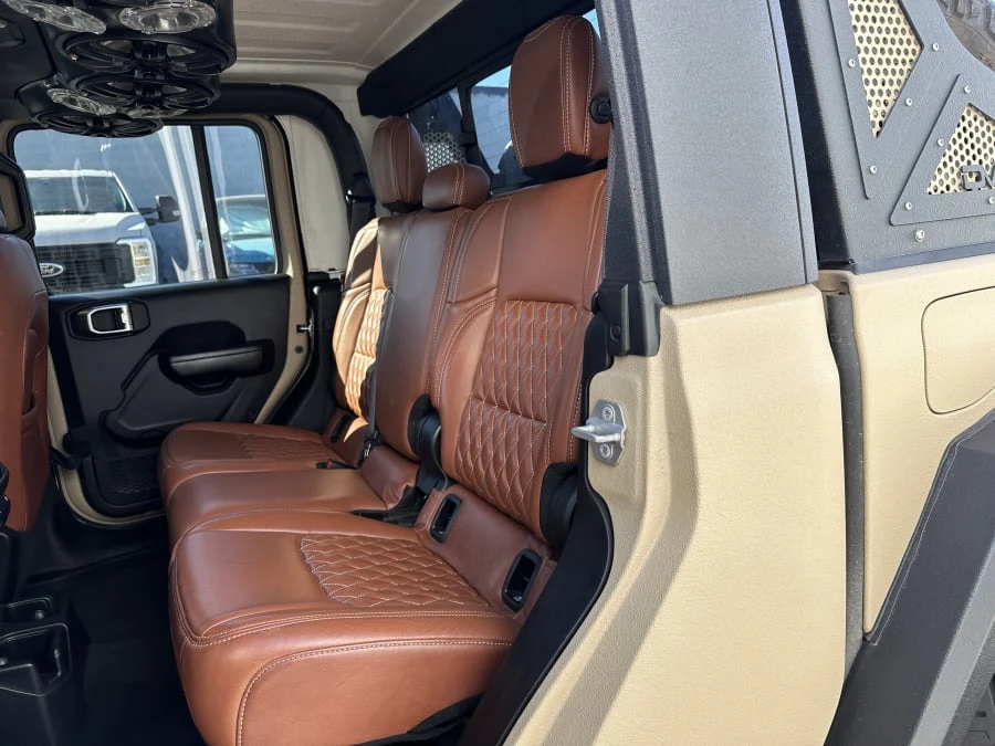 2020 Jeep JT Gladiator - Image 19 of 20