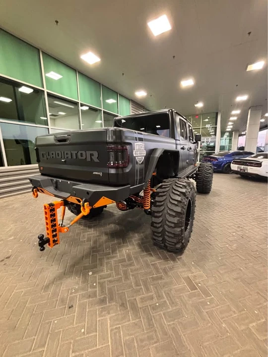 2020 Jeep JT Gladiator - Image 8 of 9