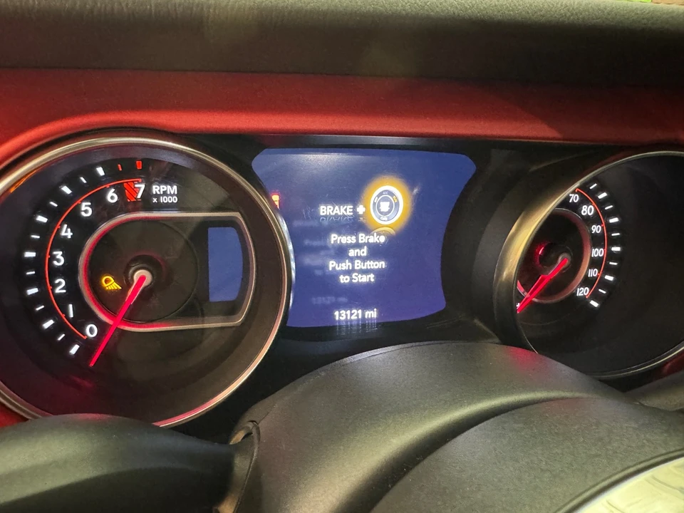 2020 Jeep JT Gladiator - Image 14 of 21