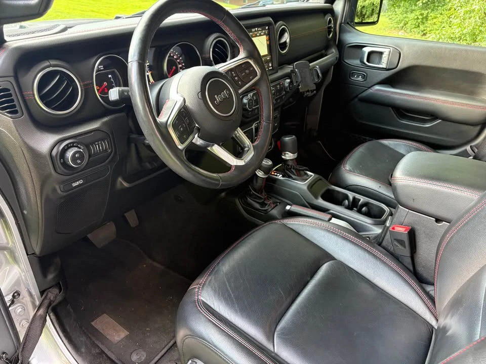 2020 Jeep JT Gladiator - Image 15 of 19