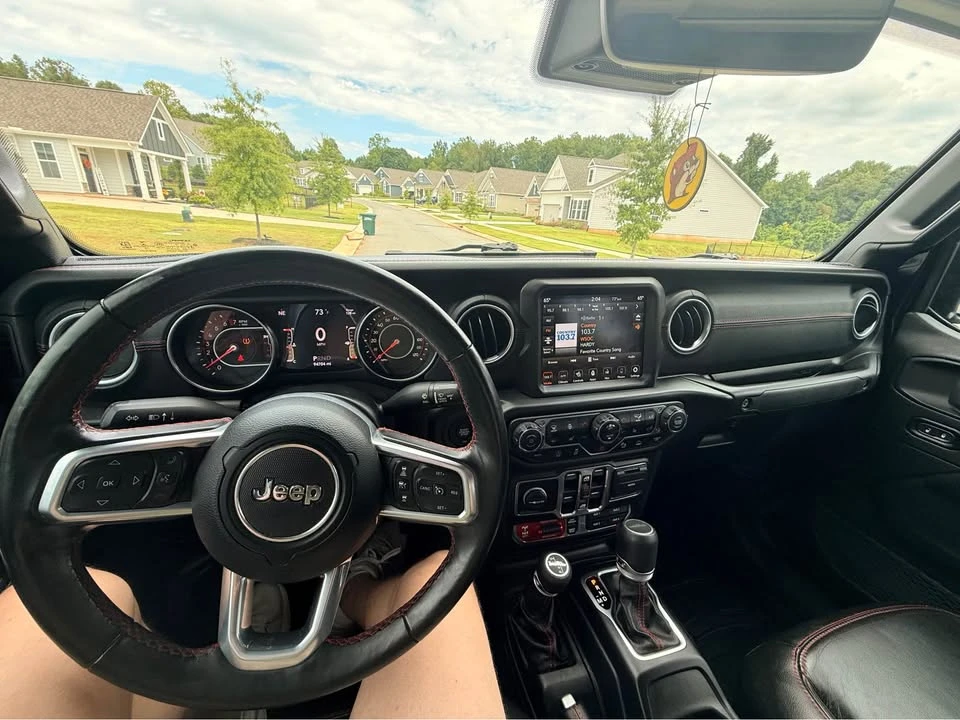 2020 Jeep JT Gladiator - Image 19 of 20
