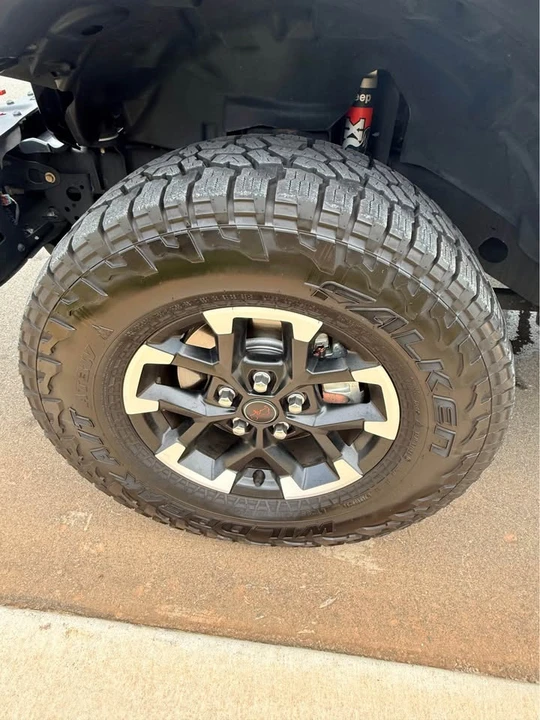 2020 Jeep JT Gladiator - Image 14 of 20