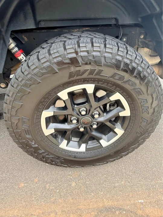 2020 Jeep JT Gladiator - Image 15 of 20