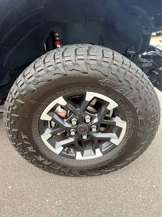 2020 Jeep JT Gladiator - Image 17 of 20