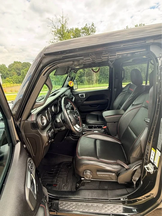 2020 Jeep JT Gladiator - Image 11 of 20