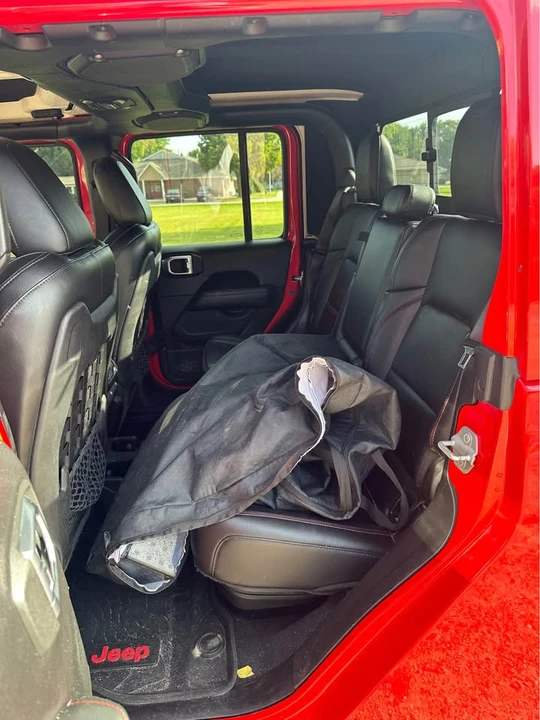 2020 Jeep JT Gladiator - Image 9 of 13