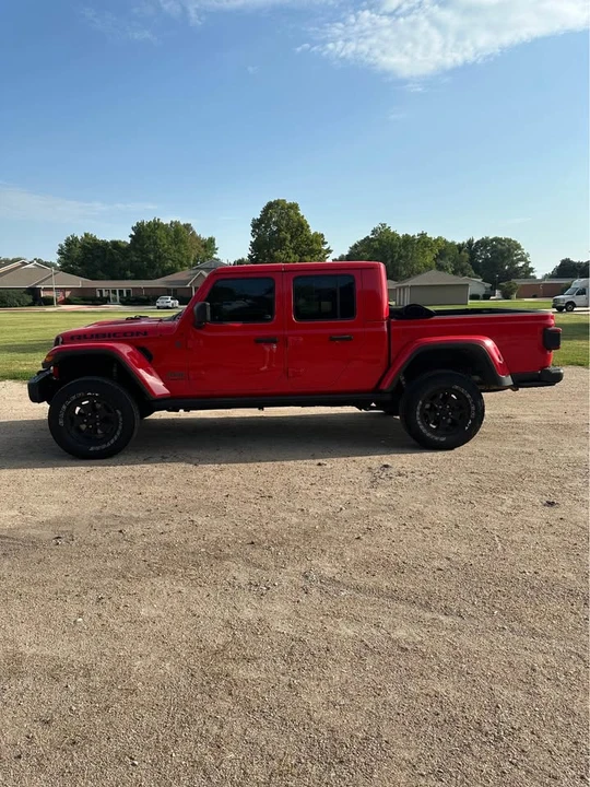 2020 Jeep JT Gladiator - Image 2 of 13