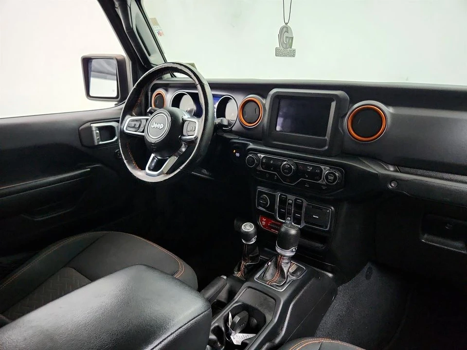 2020 Jeep JT Gladiator - Image 24 of 31