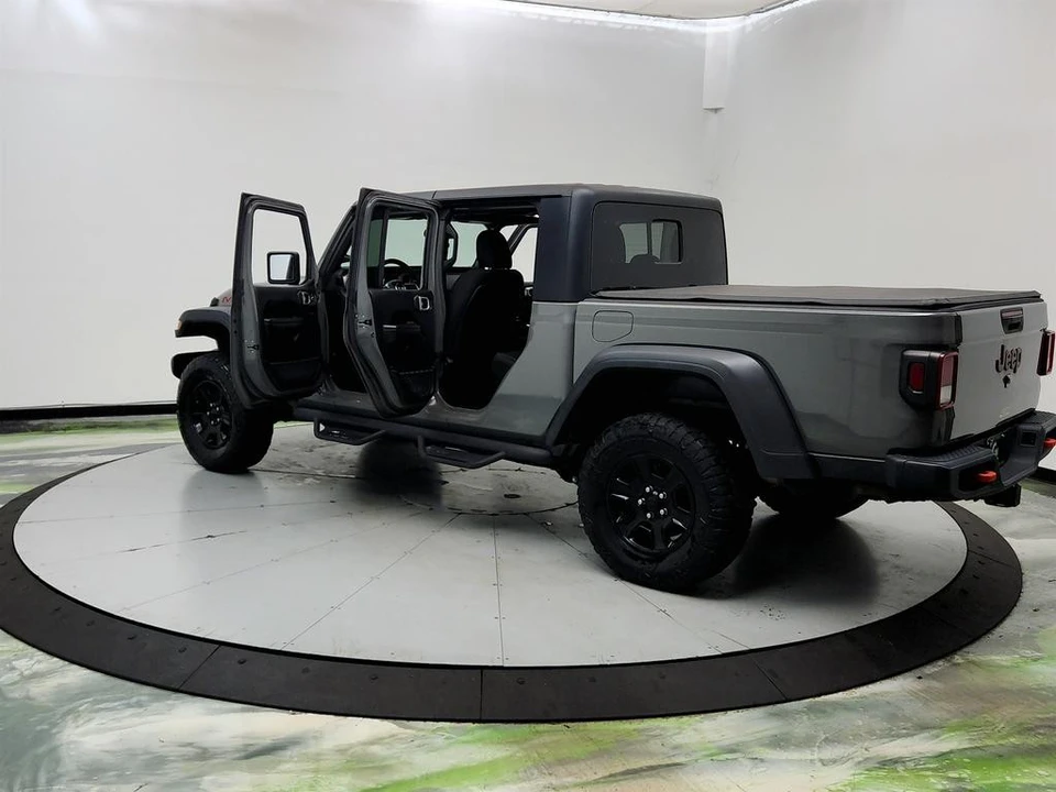 2020 Jeep JT Gladiator - Image 12 of 31