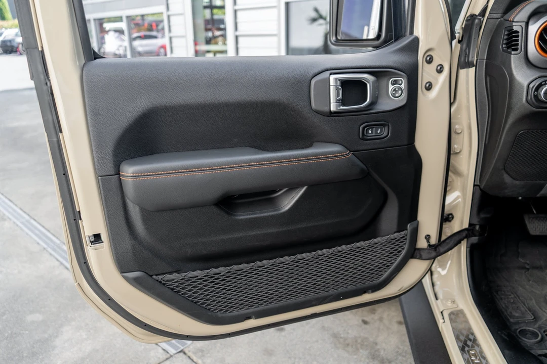 2020 Jeep JT Gladiator - Image 9 of 31