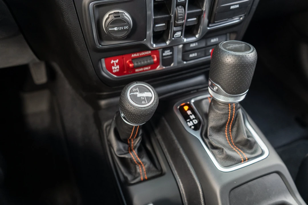 2020 Jeep JT Gladiator - Image 19 of 31