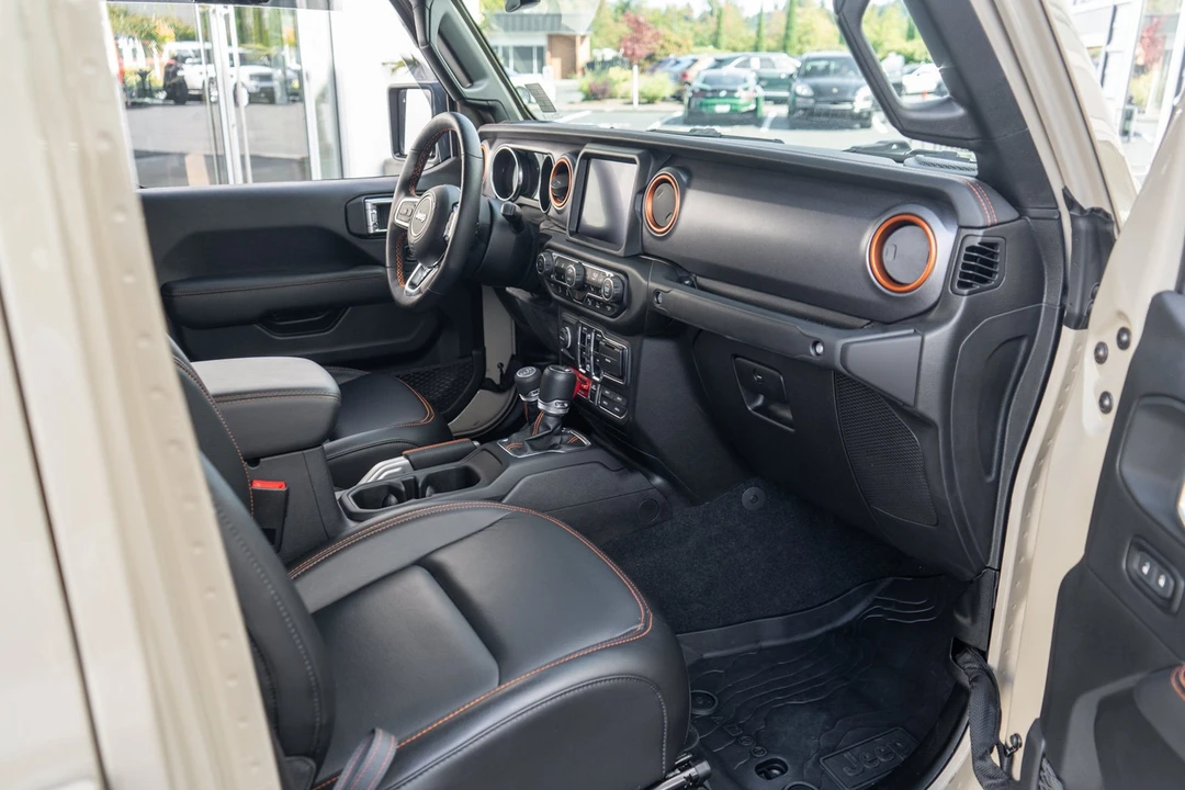 2020 Jeep JT Gladiator - Image 20 of 31