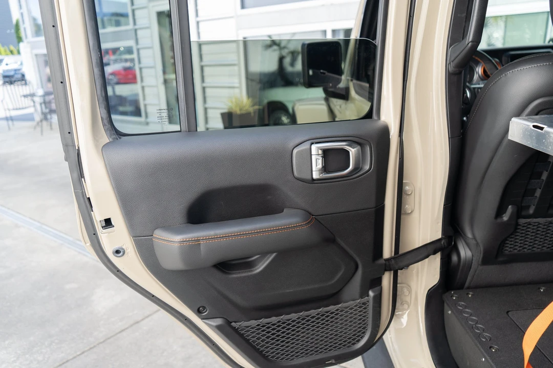 2020 Jeep JT Gladiator - Image 28 of 31