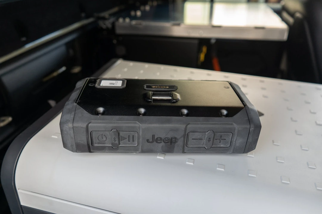 2020 Jeep JT Gladiator - Image 27 of 31