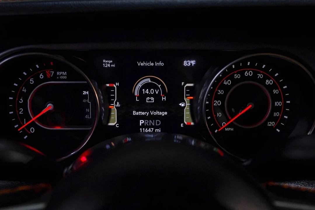 2020 Jeep JT Gladiator - Image 25 of 31