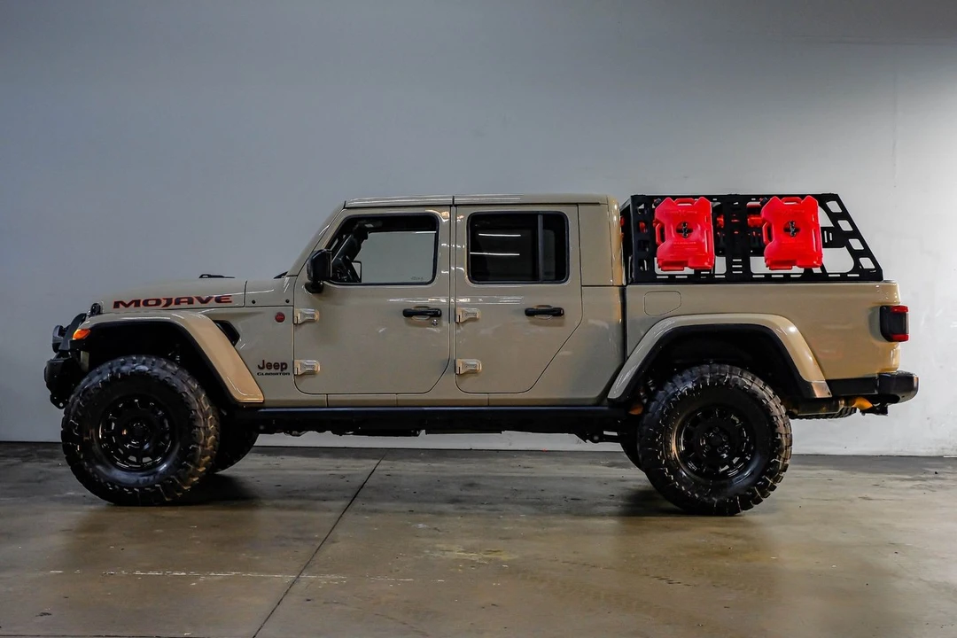 2020 Jeep JT Gladiator - Image 16 of 31