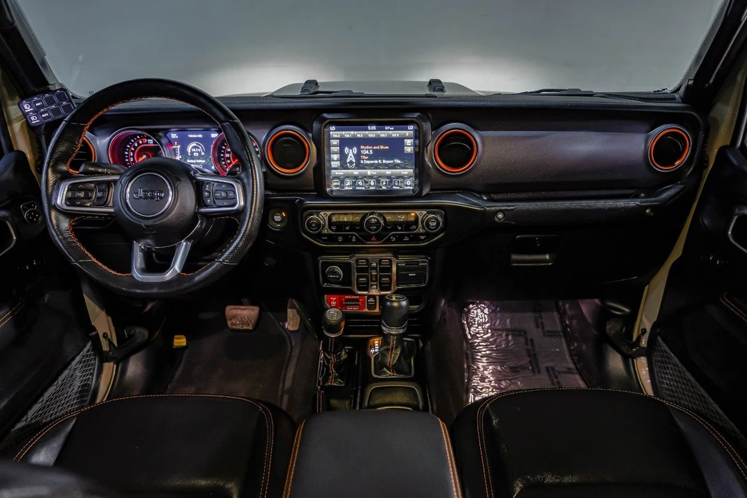 2020 Jeep JT Gladiator - Image 20 of 31