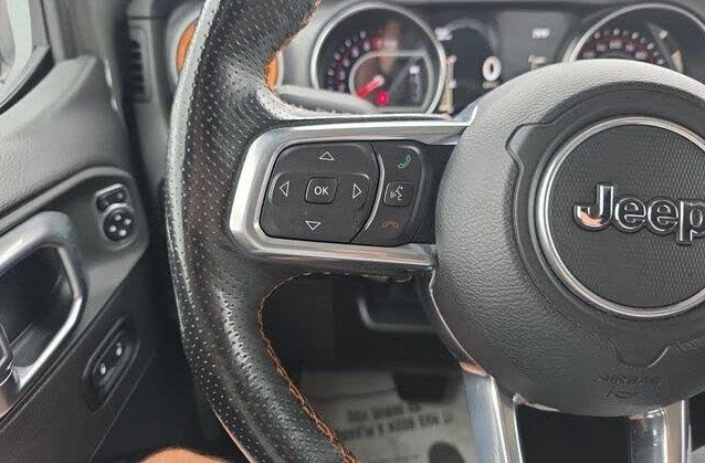 2020 Jeep JT Gladiator - Image 17 of 20