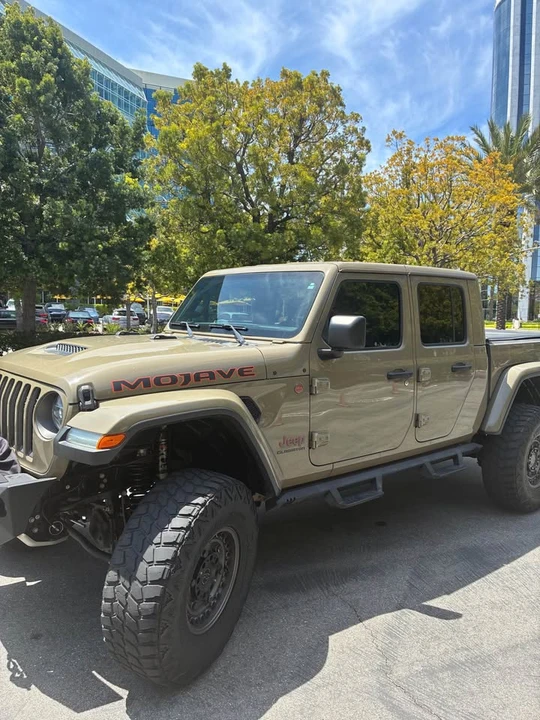 2020 Jeep JT Gladiator - Image 3 of 12