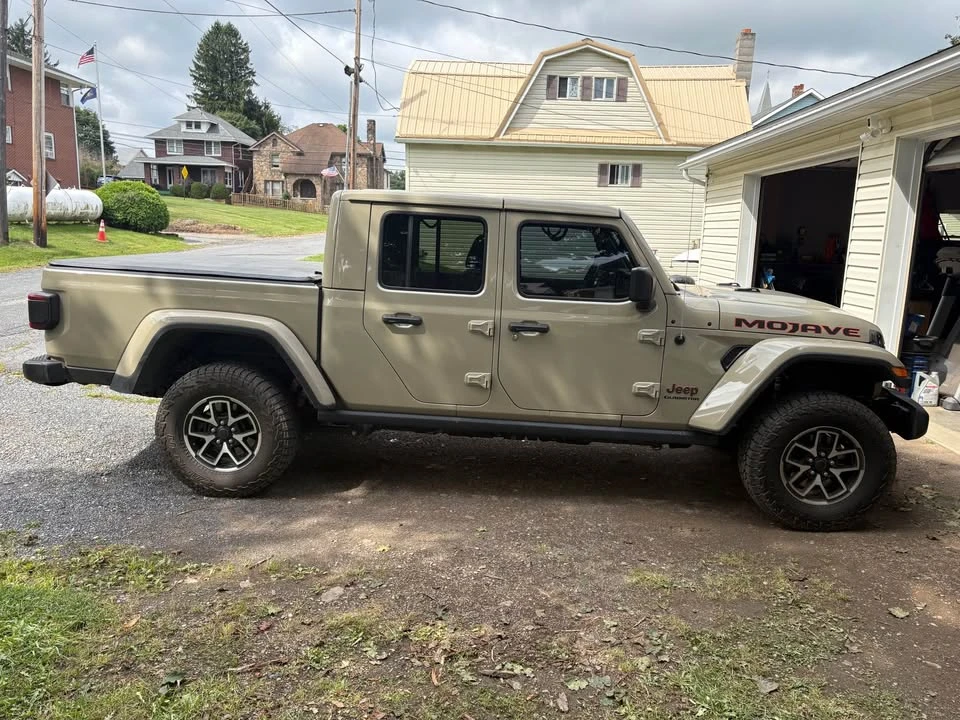 2020 Jeep JT Gladiator - Image 3 of 15