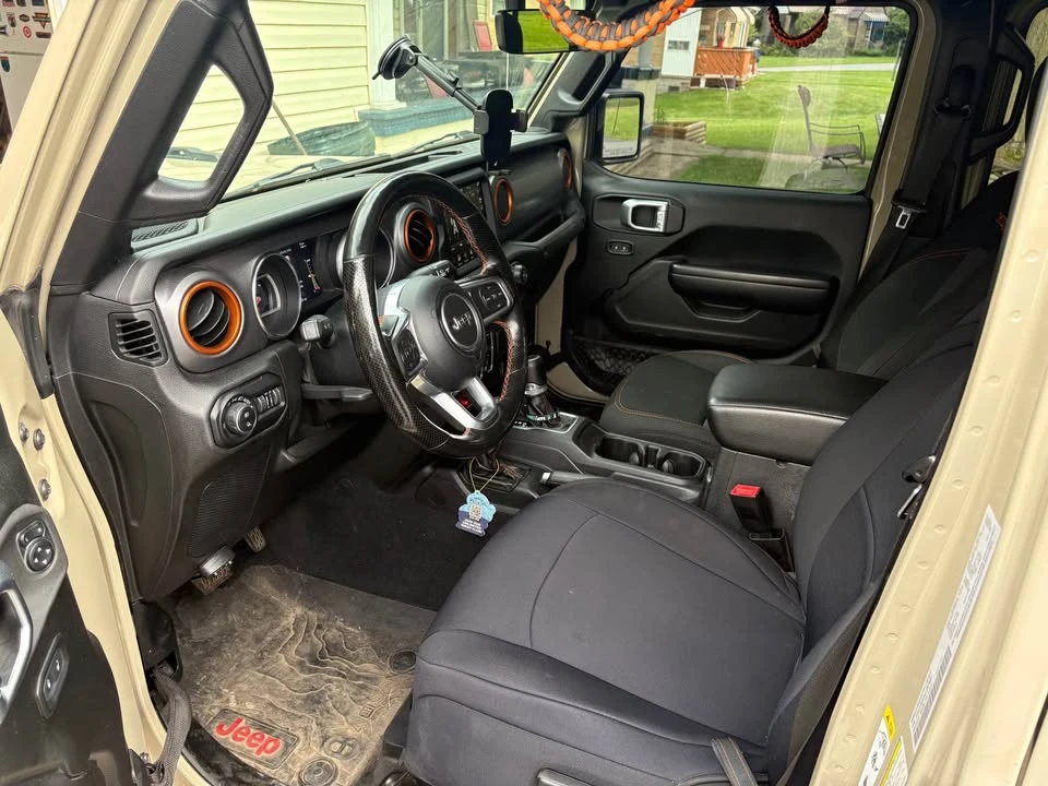 2020 Jeep JT Gladiator - Image 9 of 15